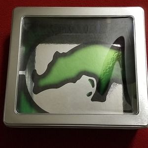 UNLTD by MARC ECKO Tin